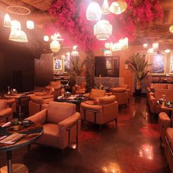 Dragon Lounge