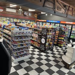Big Rock Grocery, Bar & Grill