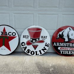 Rabun Gap Flea Market - Large porcelain signs. Signage to keep and resell. Great prices!