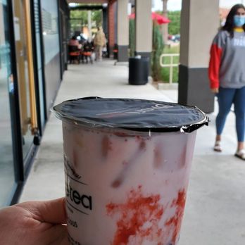 Sharetea - Size small(?) of the strawberry boba drink - Coffee & Tea Near Me - Cerritos, California Sharetea - Size small(?) of the strawberry boba drink - Coffee & Tea Near Me - Cerritos, California