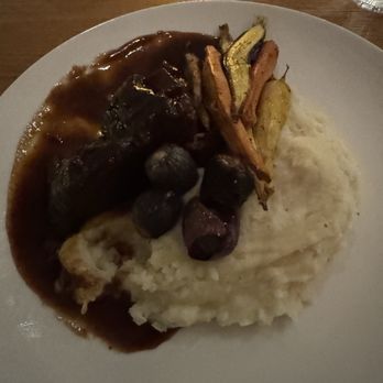 Swift - The Wilbur Mansion - Short ribs - Bars Near Me - Bethlehem, Pennsylvania Swift - The Wilbur Mansion - Short ribs - Bars Near Me - Bethlehem, Pennsylvania