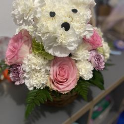 The Gardena Florist - Floral dog arrangement
