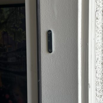 Mr. Window Screen - Magnetic catch - Windows Installation Near Me Mr. Window Screen - Magnetic catch - Windows Installation Near Me