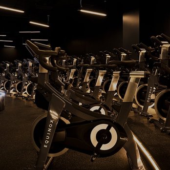Equinox The Loop - Gyms Near Me - Chicago, Illinois