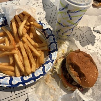 VJ's Burgers - Full combo meal - Breakfast & Brunch Near Me - Duarte, California