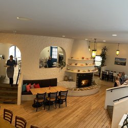 Ithaka Greek Restaurant - Feels like you step into Santorini