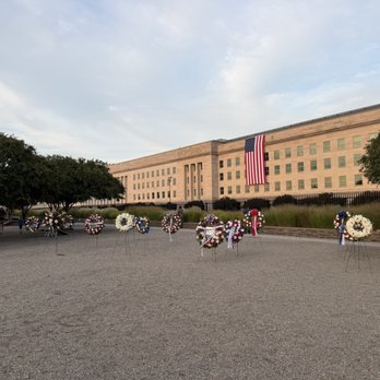 Pentagon Memorial - Landmarks & Historical Buildings Near Me - Arlington, Virginia Pentagon Memorial - Landmarks & Historical Buildings Near Me - Arlington, Virginia