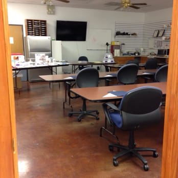 Cake Carousel - Room where the classes are held! - Bakeries Near Me - Richardson, Texas