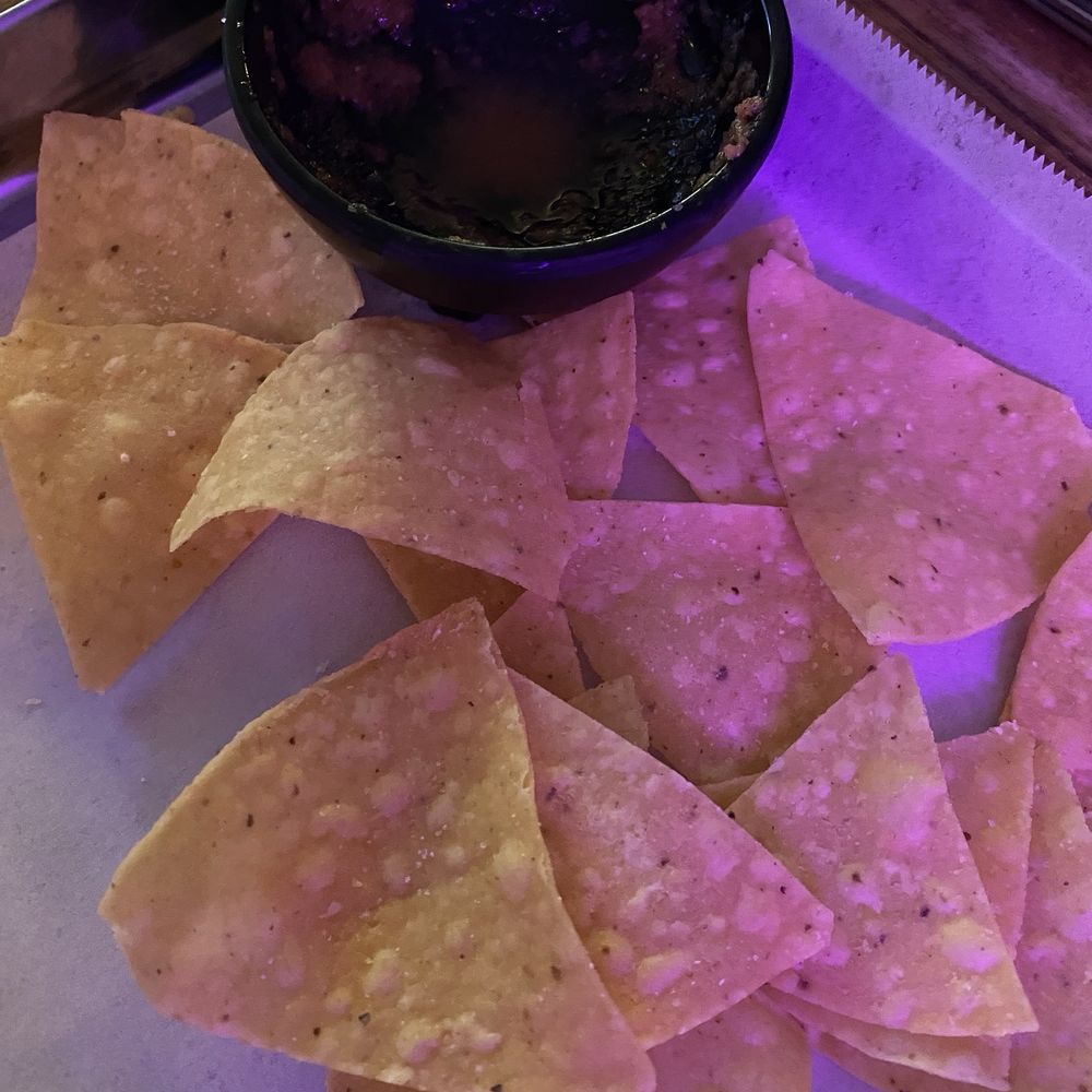 The Cliffdiver - Proof that the salsa bowl is just too tiny! The chips were nice and thin and were good plain too. - Mexican Near Me - Los Angeles, California The Cliffdiver - Proof that the salsa bowl is just too tiny! The chips were nice and thin and were good plain too. - Mexican Near Me - Los Angeles, California