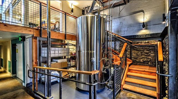 Side Gate Brewery & Beer Garden by null