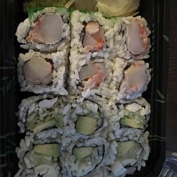 Spicy Scallop Roll