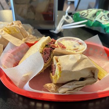 Papa Duke’s Deli - Pastrami - Delis Near Me - Wilton Manors, Florida Papa Duke’s Deli - Pastrami - Delis Near Me - Wilton Manors, Florida