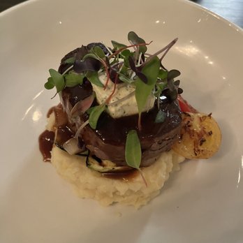Mezzaluna - Filet Mignon - New American Near Me - Fargo, North Dakota