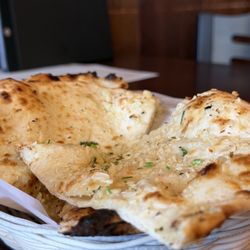 Mr Dosa - Garlic Naan