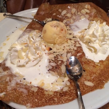 Ty Briez - Apple crepe with rum ice cream and chantilly - Creperies Near Me - Paris, 01