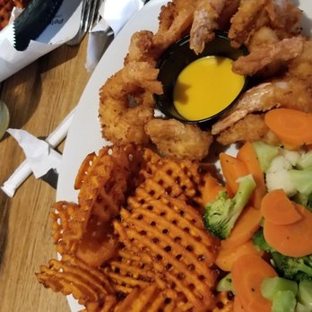 Pilot Pete's - Coconut shrimp dinner with sweet potato fries - American Near Me - Schaumburg, Illinois