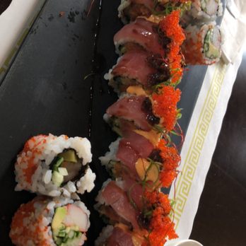 Blu Karma - Lady in Red Maki, California Maki - Asian Fusion Near Me - Danvers, Massachusetts
