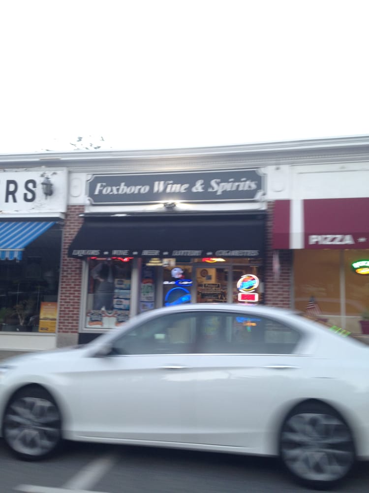 Foxboro Wine & Spirits Logo