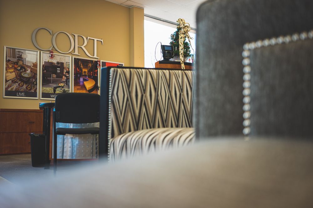 CORT FURNITURE OUTLET Updated July 2024 30 Photos & 10 Reviews