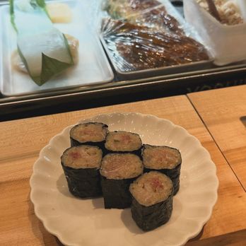 Pearl - Spicy yellowtail roll - Japanese Near Me - Dallas, Texas Pearl - Spicy yellowtail roll - Japanese Near Me - Dallas, Texas