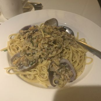 Avanti - Linguine With Clam Sauce - Italian Near Me - Phoenix, Arizona