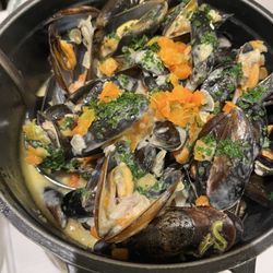 Brasserie Lipp Restaurant - Mussels delicious