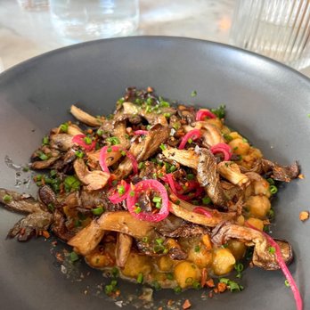 Comune - Brown butter oyster mushrooms - Vegetarian Near Me - Columbus, Ohio