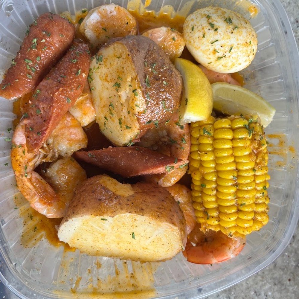 Graffiti Seafood and More - Shrimp boil - Seafood Near Me - Ocala, Florida