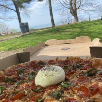 Chatty's Pizzeria - Sweet Meat and burratta - Pizza Near Me - Bay Village, Ohio Chatty's Pizzeria - Sweet Meat and burratta - Pizza Near Me - Bay Village, Ohio