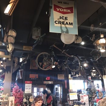 Cracker Barrel Old Country Store - Slow down. Enjoy things. - American Near Me - Jackson, Tennessee
