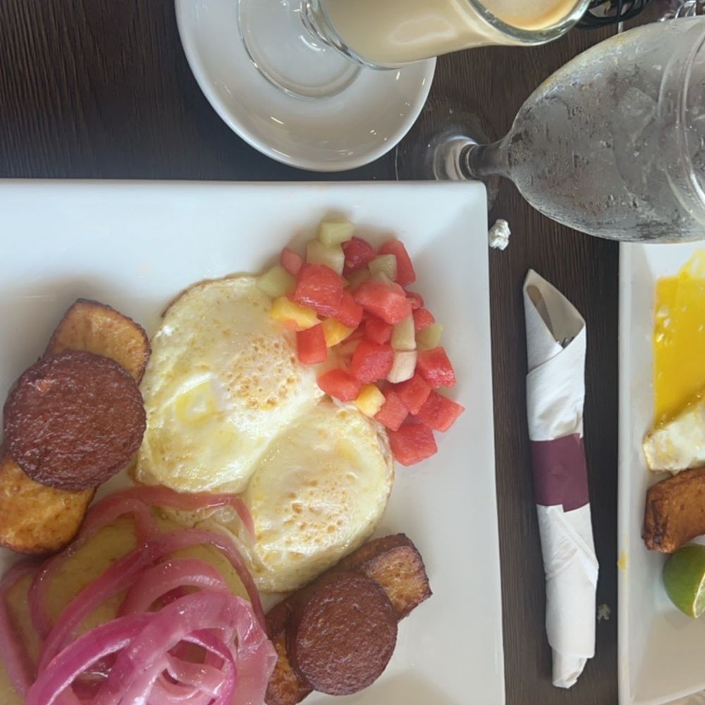 Mar D Plata - Mangu 3 Golpes - Bars Near Me - West Palm Beach, Florida Mar D Plata - Mangu 3 Golpes - Bars Near Me - West Palm Beach, Florida
