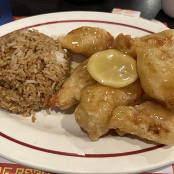 Gong Ho Restaurant - Lemon chicken - Chinese Near Me - Downers Grove, Illinois