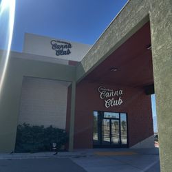 Coachella Canna Club - Canna Club Outside