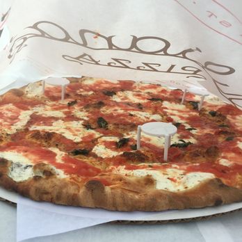 Juliana's - Margarita pizza to-go - Pizza Near Me - Brooklyn, New York Juliana's - Margarita pizza to-go - Pizza Near Me - Brooklyn, New York