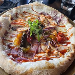 BBQ chicken pizza