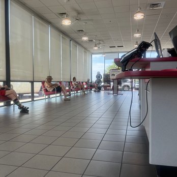Discount Tire - Huge lobby - Tires Near Me - Oro Valley, Arizona Discount Tire - Huge lobby - Tires Near Me - Oro Valley, Arizona