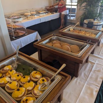 Bird of Paradise - Eggs Benedict. Pancakes. Some kind of potato thingy. - American Near Me - Ewa Beach, Hawaii