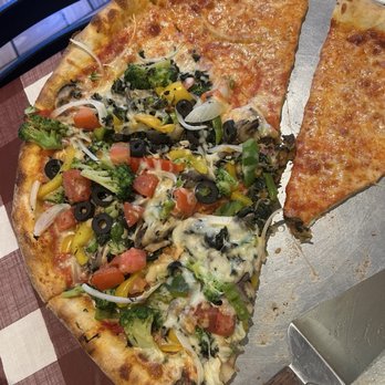 Rocco's Pizza - Remnants of 1/2 vegetable and 1/2 cheese pizza - Pizza Near Me - Collegeville, Pennsylvania Rocco's Pizza - Remnants of 1/2 vegetable and 1/2 cheese pizza - Pizza Near Me - Collegeville, Pennsylvania