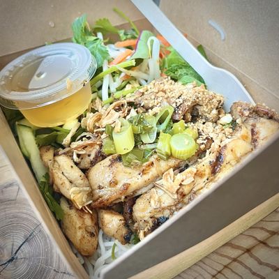 Little Green Cyclo by null