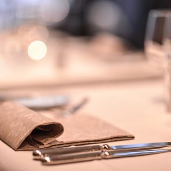 Brasserie Ö - Cocktail Bars Near Me - Zürich, ZH