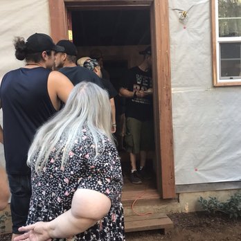 Sugar Pine Lodge - Line for food into the house - Bed & Breakfast Near Me - Iowa Hill, California Sugar Pine Lodge - Line for food into the house - Bed & Breakfast Near Me - Iowa Hill, California
