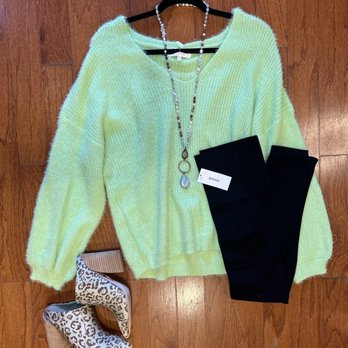 Plenty Boutique - Women's Clothing Near Me - Marble Falls, Texas