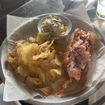 Sam's Chowder House - lobster roll - Seafood Near Me - Half Moon Bay, California Sam's Chowder House - lobster roll - Seafood Near Me - Half Moon Bay, California
