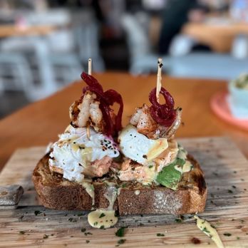 Outpost Kitchen - SMOKED SALMON & SHRIMP BENEDICT - Breakfast & Brunch Near Me - Costa Mesa, California