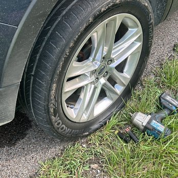 Ready Friendly Roadside - Roadside Assistance Near Me Ready Friendly Roadside - Roadside Assistance Near Me