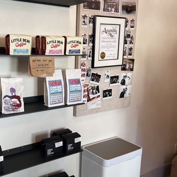 White Sparrow Coffee - home coffee - Coffee Roasteries Near Me - Tustin, California White Sparrow Coffee - home coffee - Coffee Roasteries Near Me - Tustin, California