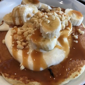 Denny's - American Near Me - Santa Paula, California
