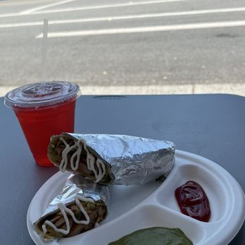 Mumbai Express - Chicken Tikka Wrap - Food Trucks Near Me - Santa Clara, California