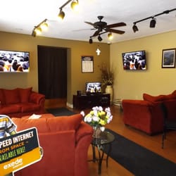Electronic Diagnostic Center - Welcome to our showroom.