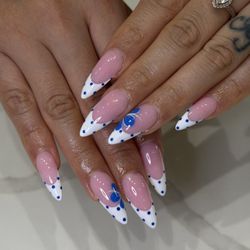 The X Nail